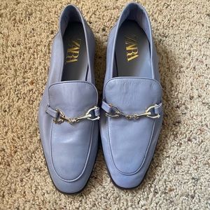 Blue link moccasins